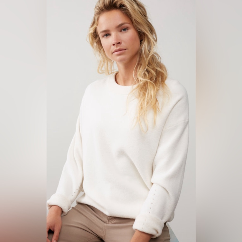 YAYA Women Cream Funnel Soft Fuzzy Neck Minimalist Quiet Luxury Sweater M 🍁
